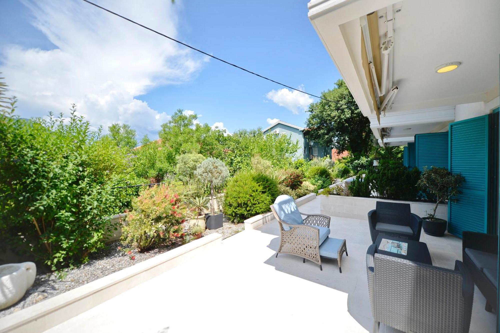 Apartments Boka Blue Dobrota Kotor Extérieur photo